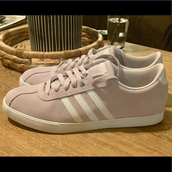Plush Adidas sneakers - Picture 1 of 4